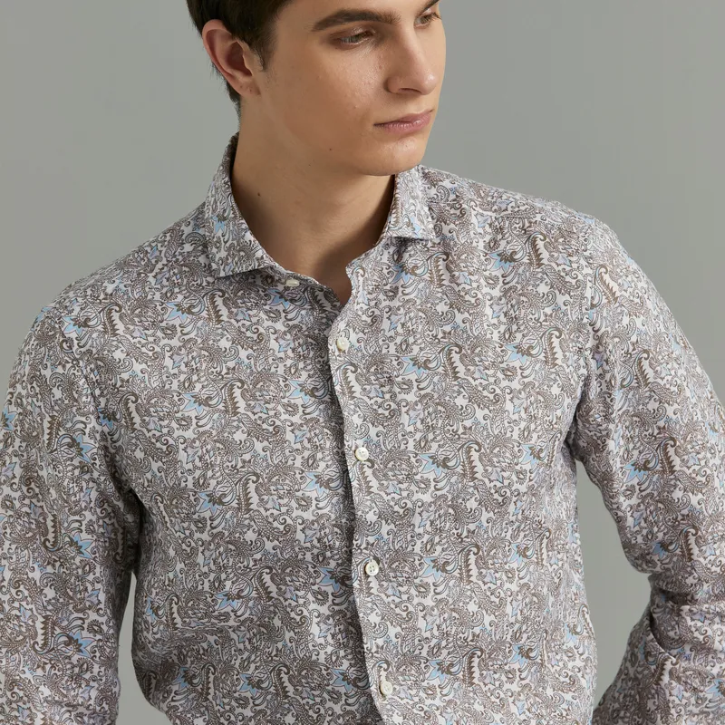 Uniform model image 3